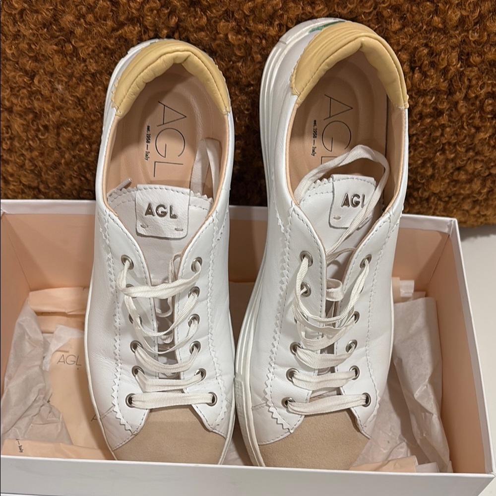 AGL Ivory and Beige Lace-Up Sneakers